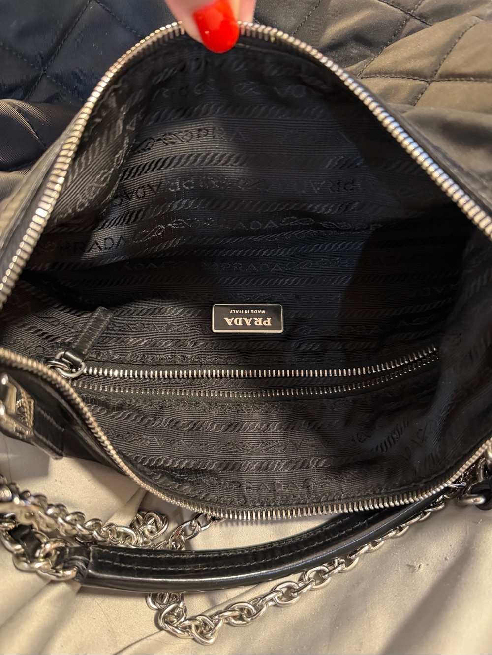 Prada⭐️Black Quilted Shoulder Bag with Silver chains inc!⭐️Offers welcome! - Picture 14 of 15
